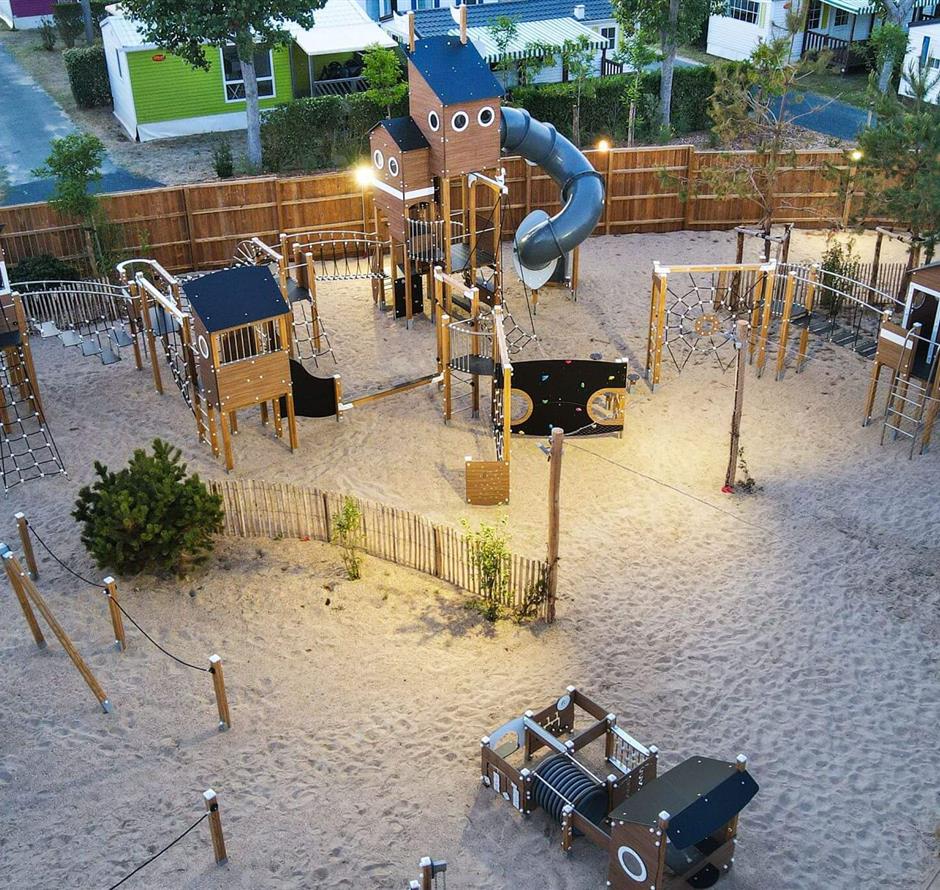 new outdoor playground on the theme of the sea - ST HILAIRE DE RIEZ CAMPSITE