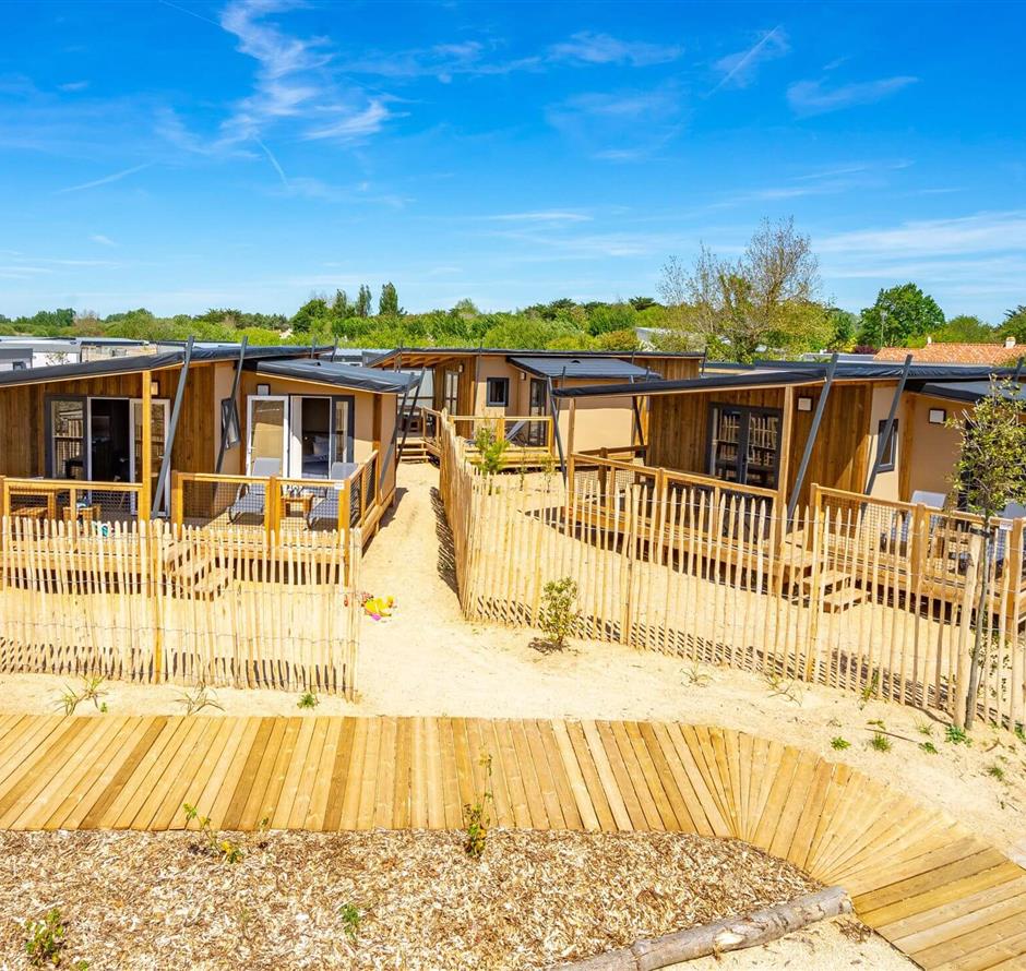 Luxury tente in Vendée with covered swimming pool - ST HILAIRE DE RIEZ CAMPSITE