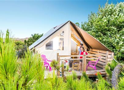 Rental of furnished tents with 2 and 3 bedrooms in Saint Hilaire de Riez - ST HILAIRE DE RIEZ CAMPSITE