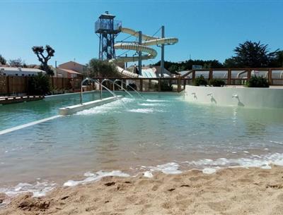 Water space 4-star campsite La Pomme de Pin in Saint Hilaire de Riez Vendée
