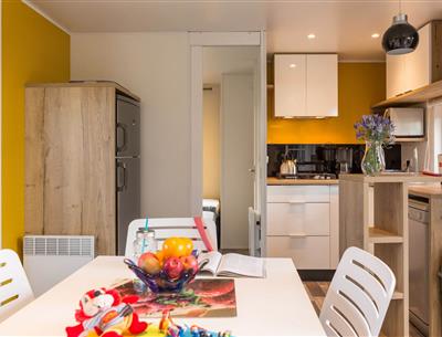 Luxury cottage in Vendée with covered swimming pool
