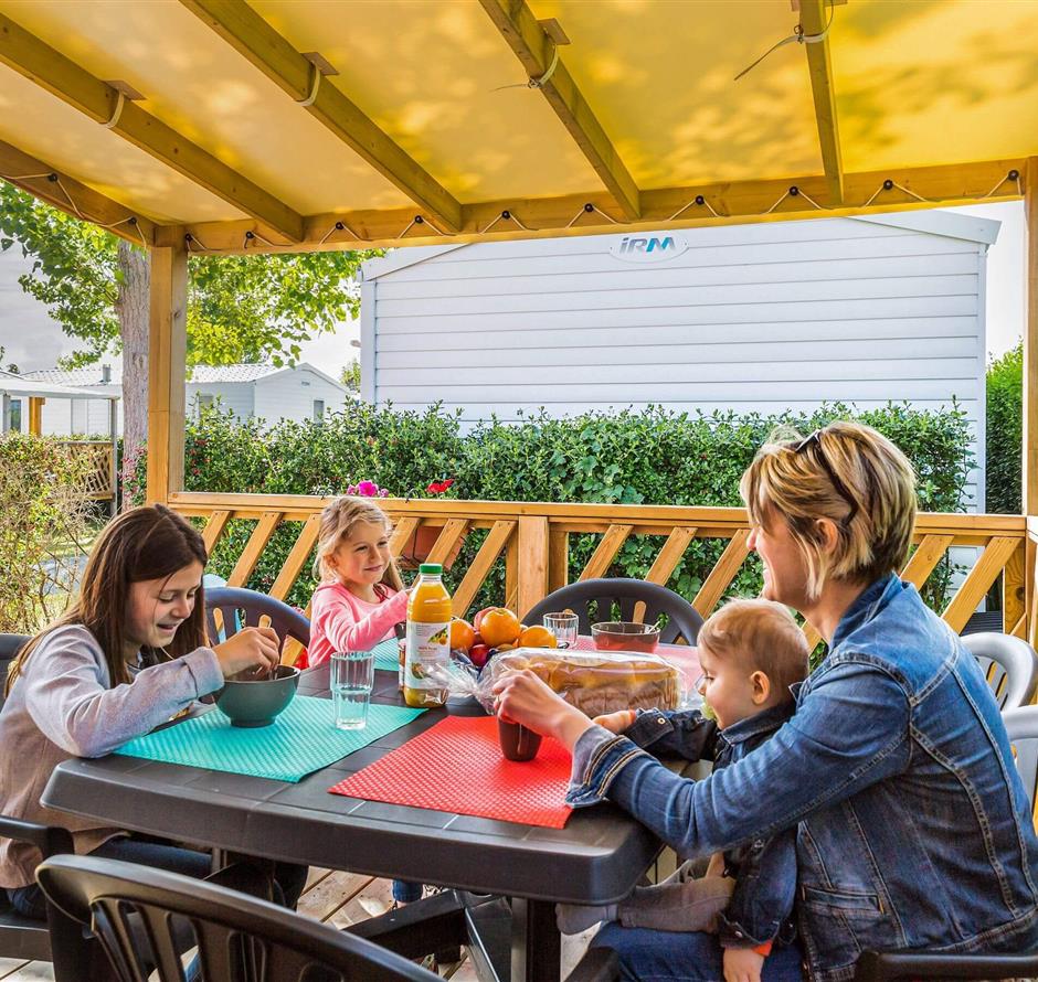 Cottage 5 pers with 2 bd at La Pomme de Pin- beach access in vendée - ST HILAIRE DE RIEZ CAMPSITE