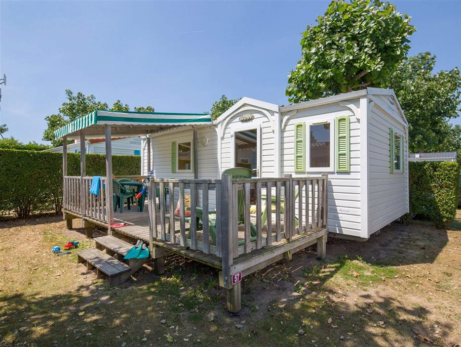 Cottage 4 star campsite La Pomme de Pin in Saint Hilaire de Riez in Vendée - ST HILAIRE DE RIEZ CAMPSITE
