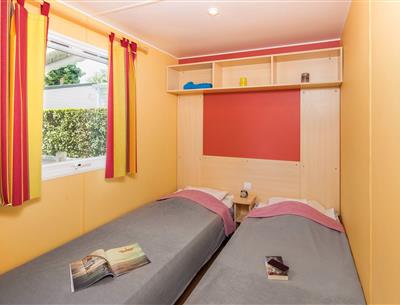 Cottage 6 people in a 4 star campsite La Pomme de Pin in Saint Hilaire de Riez in Vendée
