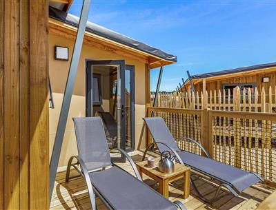 Luxury tente in Vendée with covered swimming pool