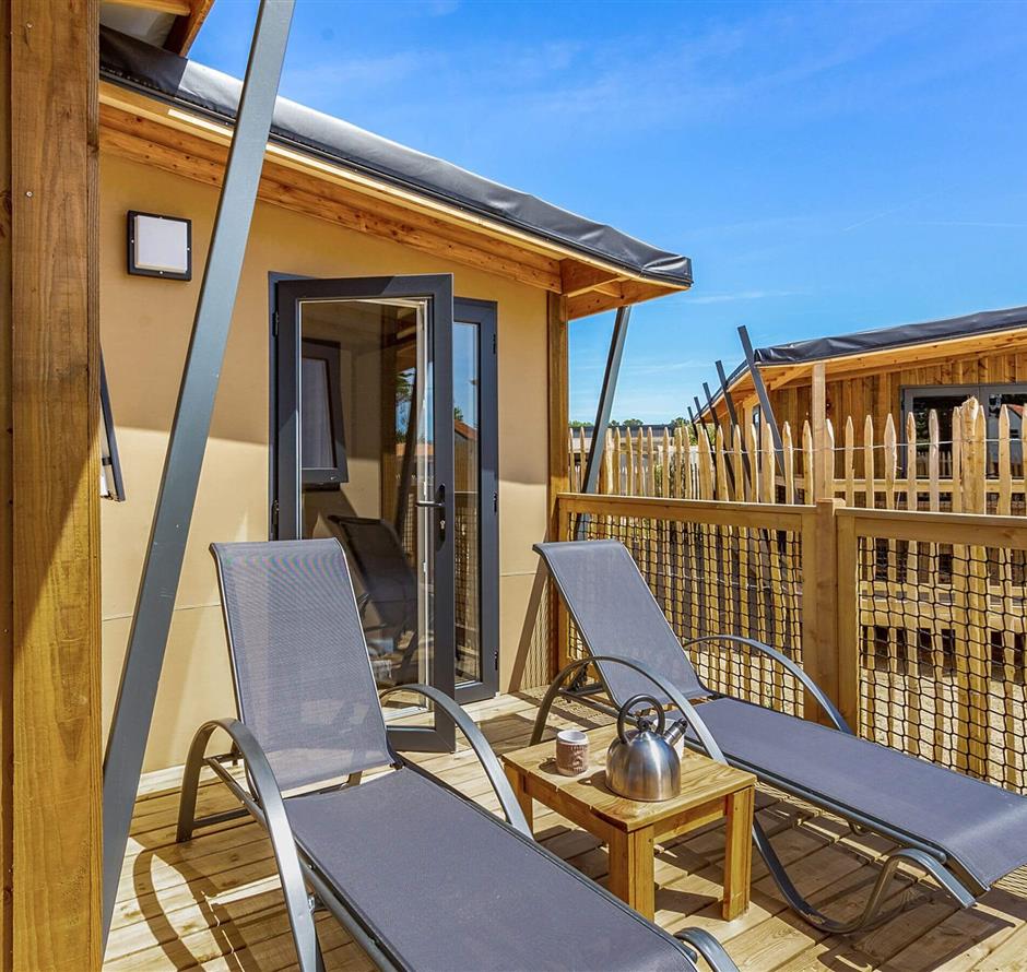 Luxury tente in Vendée with covered swimming pool - ST HILAIRE DE RIEZ CAMPSITE