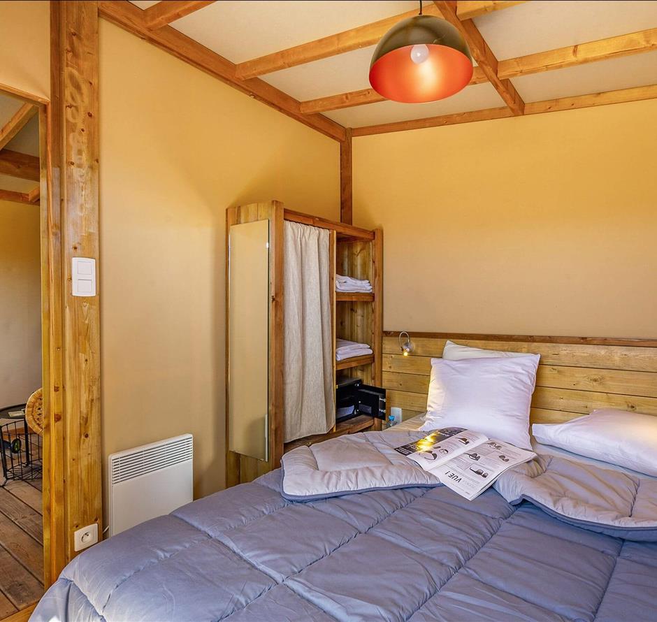 Luxury tente in Vendée with covered swimming pool - ST HILAIRE DE RIEZ CAMPSITE