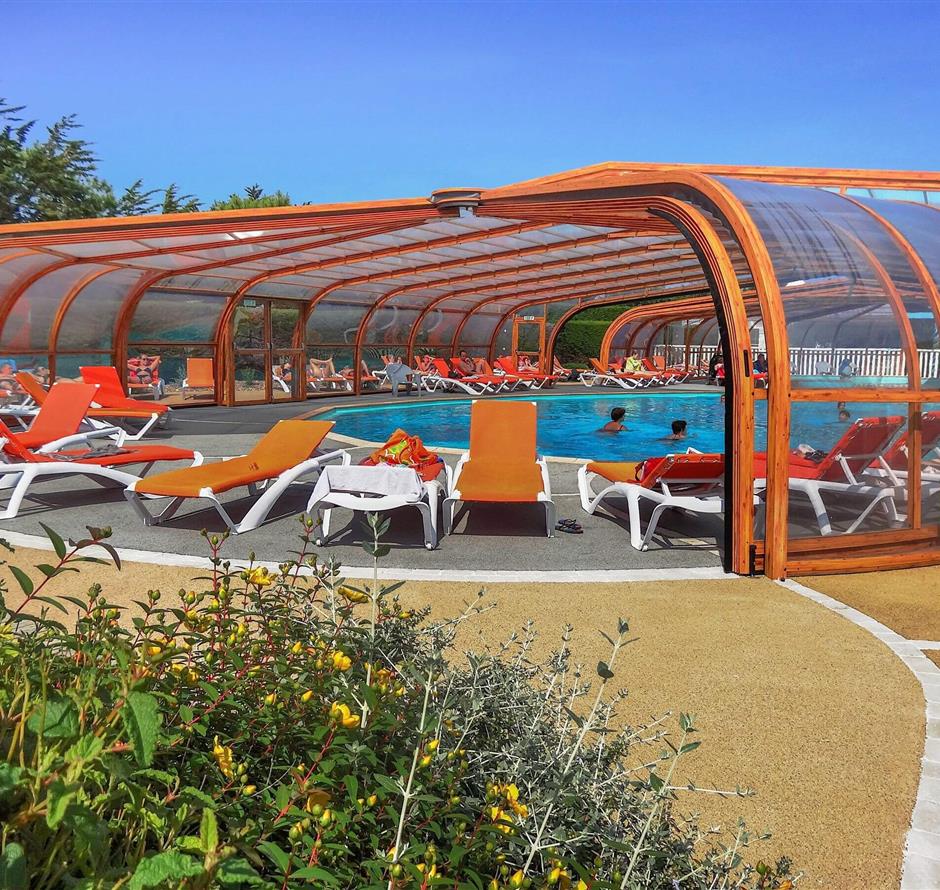indoor heated swimming pool in Saint Hilaire de Riez - ST HILAIRE DE RIEZ CAMPSITE