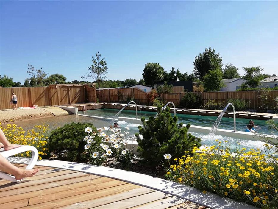 balneotherapy area - ST HILAIRE DE RIEZ CAMPSITE
