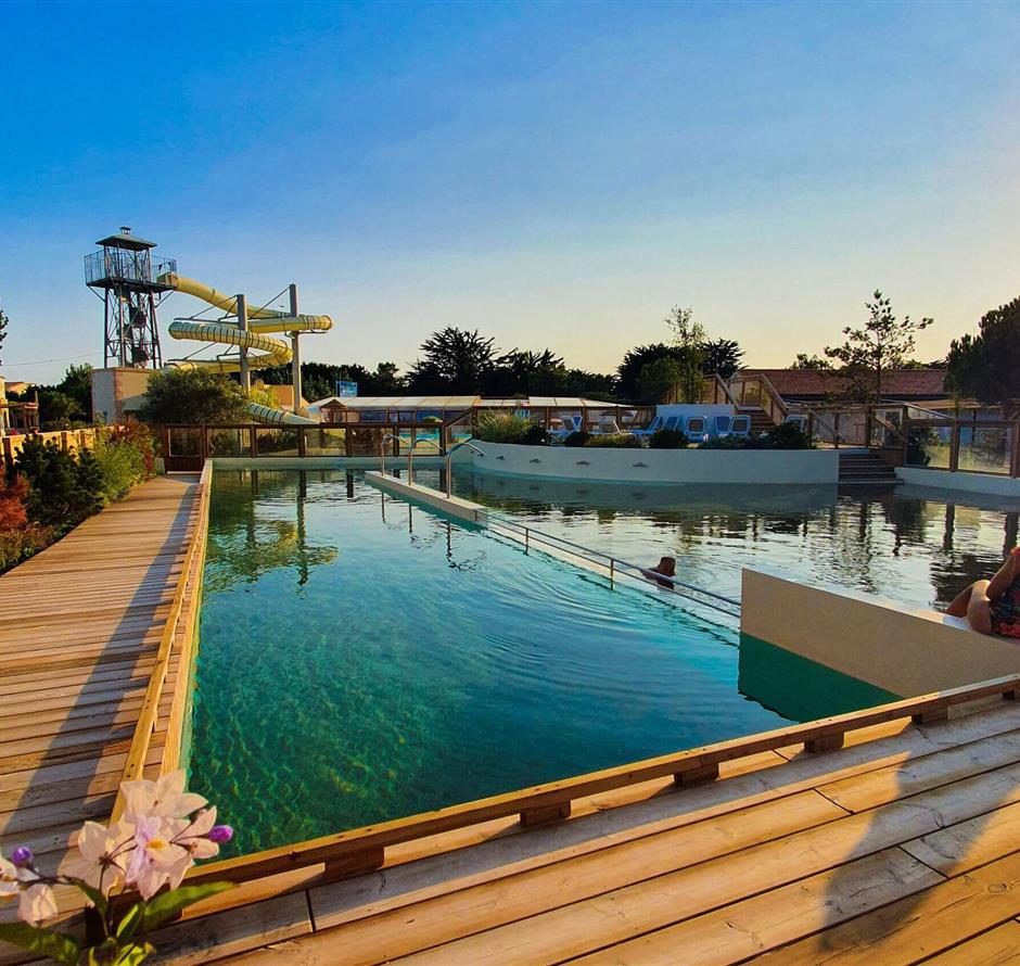 swimming lane with spa area - ST HILAIRE DE RIEZ CAMPSITE