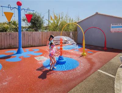 aquasplash, water fun activities for children