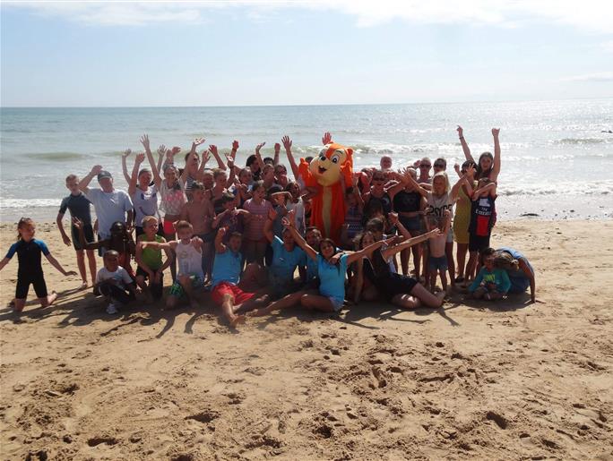 teen club at st hilaire de riez beach