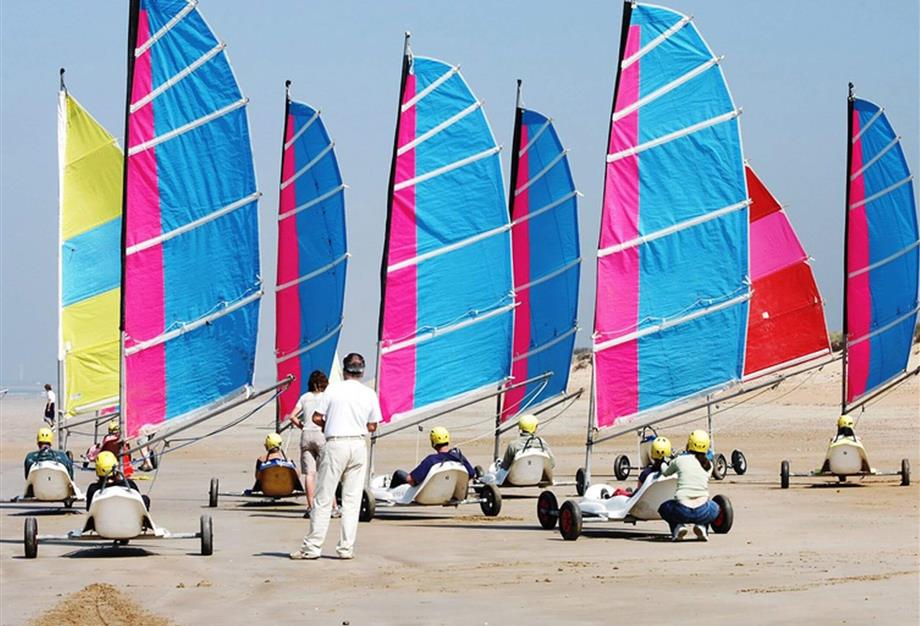 Nautic activities at St Hilaire de Riez - ST HILAIRE DE RIEZ CAMPSITE