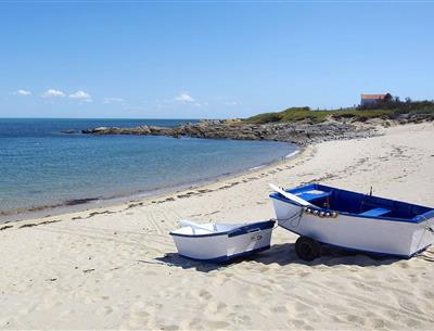 Visit to île d'Yeu close to campsite La Pomme de Pin at St Hilaire de Riez