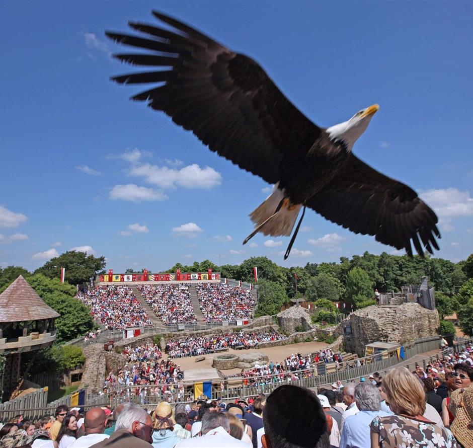 The Big park of the Puy du Fou close to the campsite La Pomme de Pin - ST HILAIRE DE RIEZ CAMPSITE
