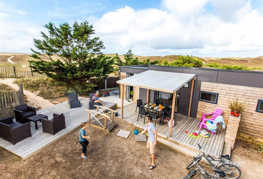 Rent a mobile home with 3 bedrooms 2 bathrooms in St Hilaire de Riez - 4 star campsite in Vendée (85) - ST HILAIRE DE RIEZ CAMPSITE