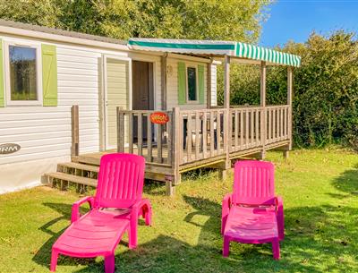 Cottage 4 star campsite La Pomme de Pin in Saint Hilaire de Riez in Vendée