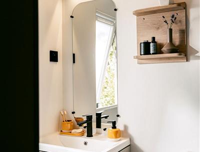 Luxurious and bright bathroom at a campsite in St-Hilaire-de-Riez