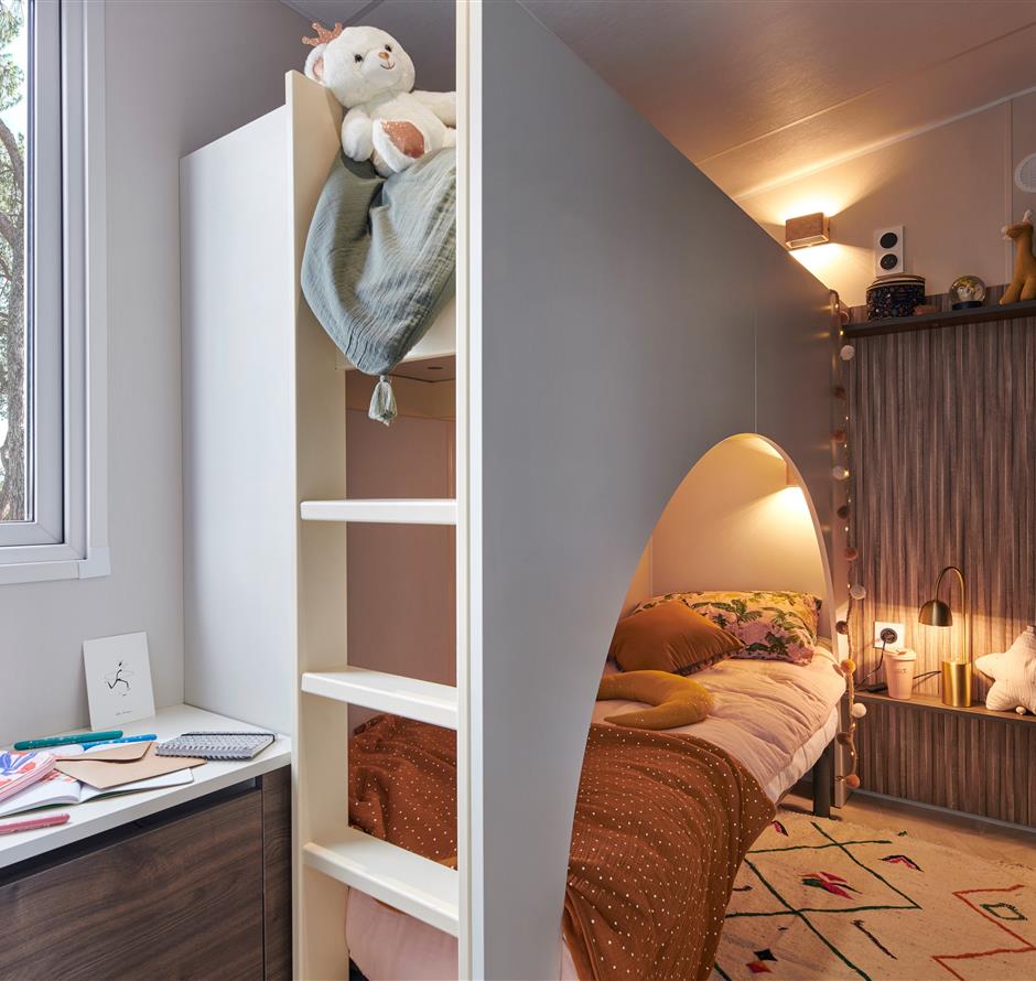 Children's room in a mobile home on a family campsite - ST HILAIRE DE RIEZ CAMPSITE