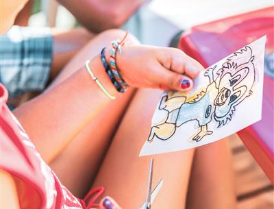 Mini club activities at La Pomme de Pin campsite 