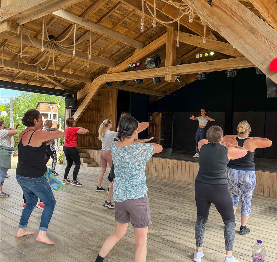 Sports activities at Yelloh! Village La Pomme de Pin campsite - ST HILAIRE DE RIEZ CAMPSITE