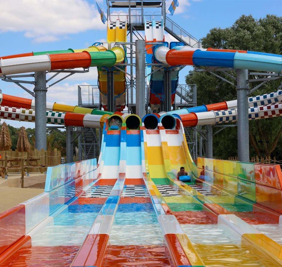 Aquatic park - close to the campsite - saint hilaire de riez - ST HILAIRE DE RIEZ CAMPSITE