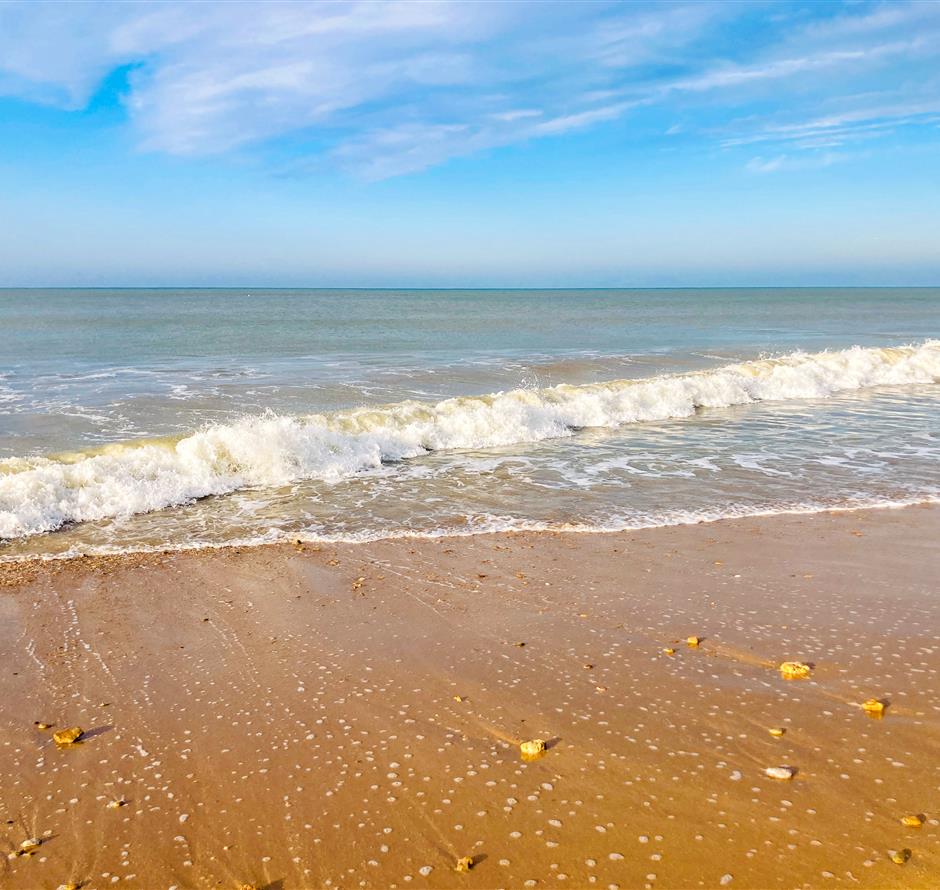 Fine sandy beach in Saint Hilaire de Riez, Vendée - ST HILAIRE DE RIEZ CAMPSITE